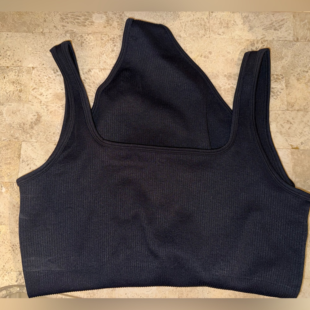 New OQQ 3 pack Ribbed body suits (black, army green, beige) size XL